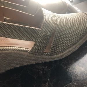 Wedges nice brand new. 6.5 - 7 runs small.